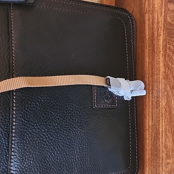 Dooney & Bourke Mallory Crossbody Black NWT HOST PICK - Picture 7 of 10